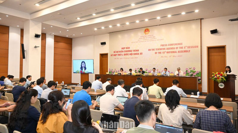 Quang cảnh họp báo về dự kiến chương trình Kỳ họp thứ 5, Quốc hội khóa XV. (Ảnh: DUY LINH)