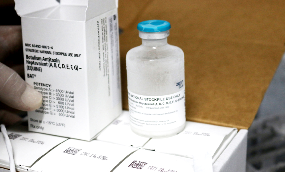 Thuốc giải độc Botulism Antitoxin Heptavalent (BAT) về đến Bệnh viện Chợ Rẫy (TP. Hồ Chí Minh). 