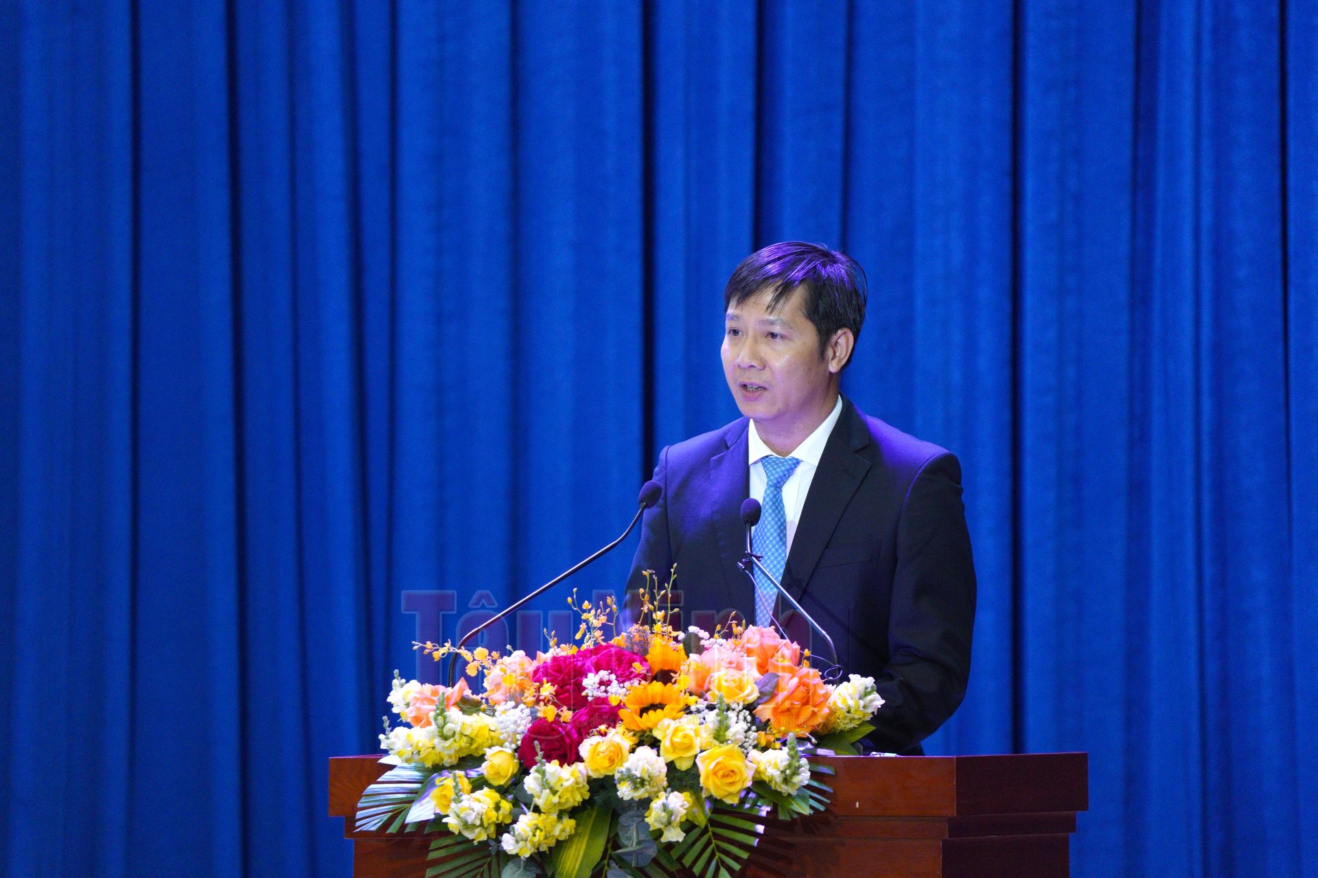 Bí thư Tỉnh ủy, Chủ tịch HĐND tỉnh Nguyễn Thành Tâm phát biểu.