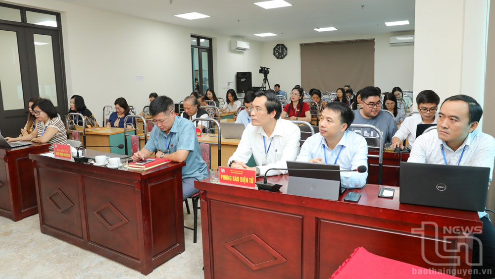 Các đại biểu dự Hội nghị.