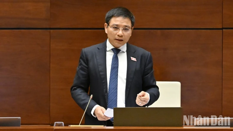 Bộ trưởng Tài chính Nguyễn Văn Thắng phát biểu. (Ảnh: THỦY NGUYÊN)