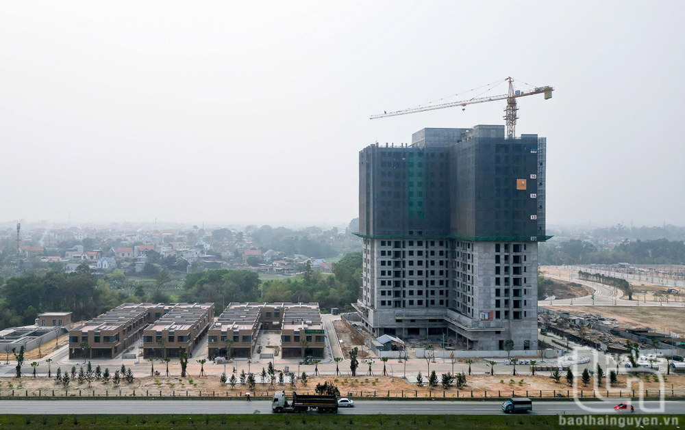 Dự án nhà ở xã hội Khu dân cư Đại Thắng (Homie City) tại TP. Phổ Yên đã được hoàn thành phần thô, dự kiến bàn giao trong quý III/2025. Khi hoàn thành, Dự án sẽ mang đến cơ hội an cư cho khoảng 800 công nhân, người lao động thu nhập thấp.