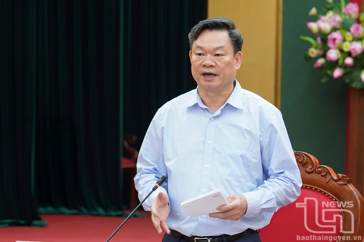 Đồng chí Bí thư Tỉnh ủy Bắc Kạn Hoàng Duy Chinh phát biểu tại Hội nghị.