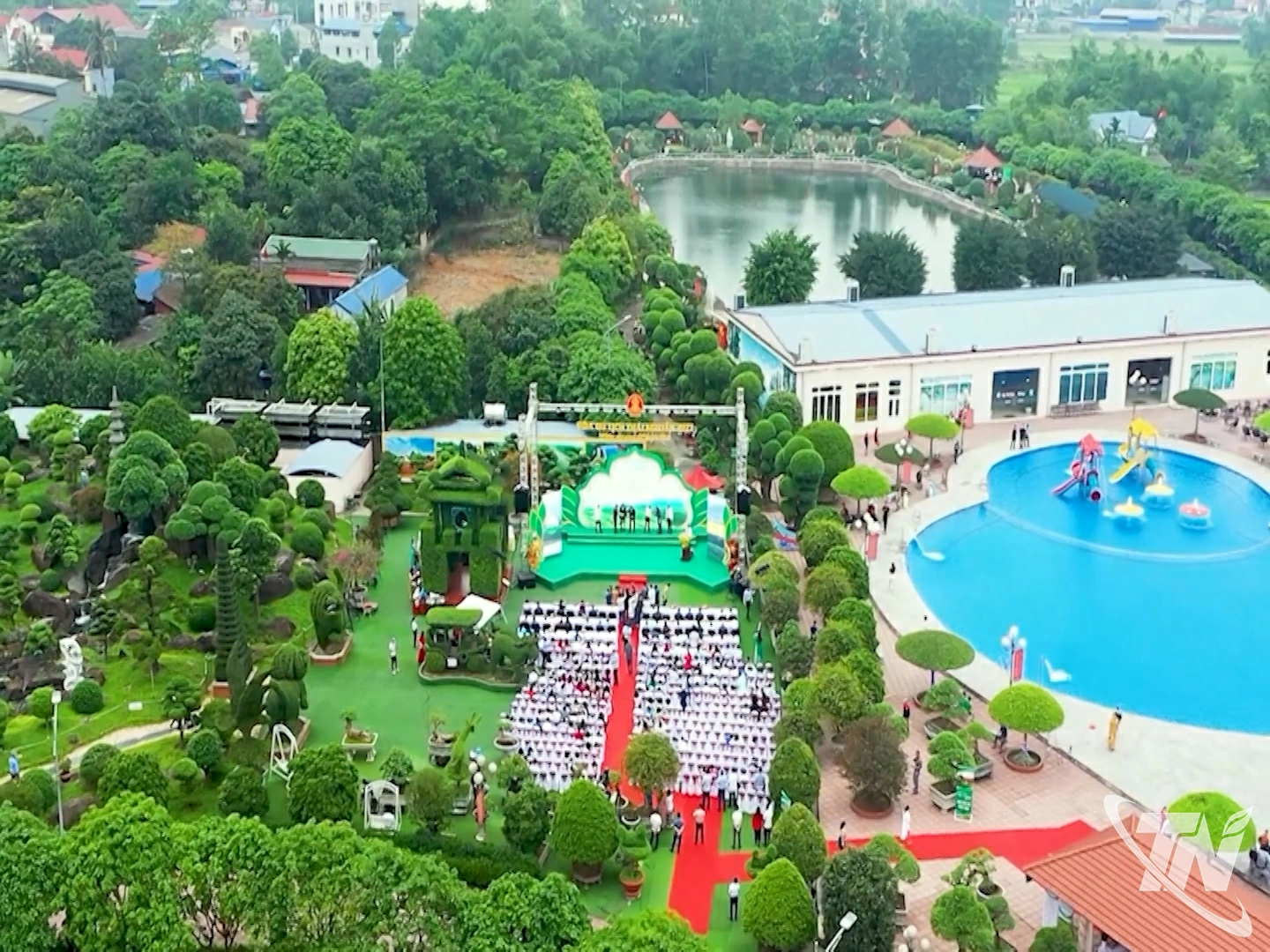 Một góc khu du lịch sinh thái Dũng Tân.
