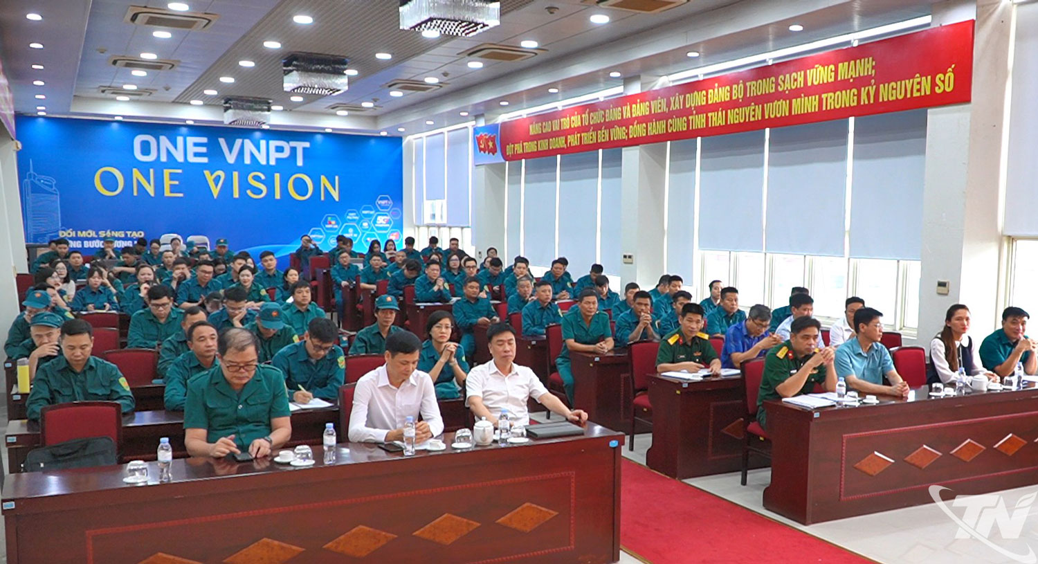 Đại diện Bộ Chỉ huy Quân sự tỉnh Thái Nguyên phát biểu quán triệt công tác huấn luyện với các chiến sỹ tự vệ
