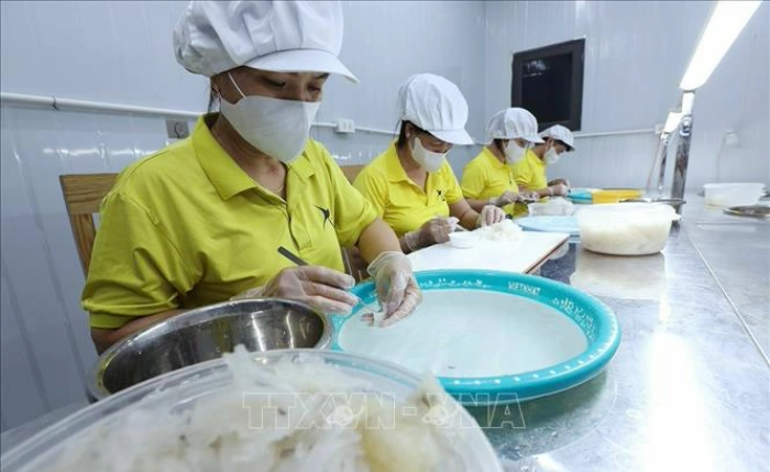 Ban hành 8 nghị quyết cắt giảm, phân cấp, đơn giản hóa thủ tục hành chính, điều kiện kinh doanh