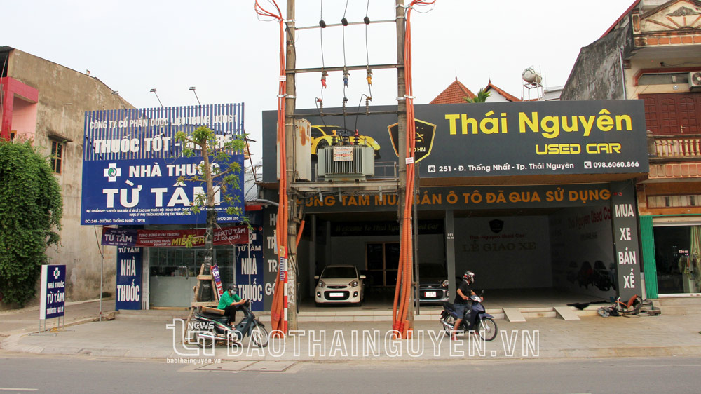 Hệ thống điện ở trục đường Thống Nhất từ ngã ba Bắc Nam đến nút giao với đường Phan Đình Phùng đã được hạ ngầm.