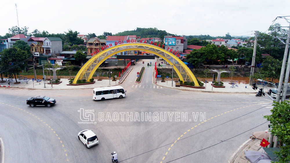 Trung tâm thị trấn Hương Sơn (Phú Bình). Ảnh: T.L