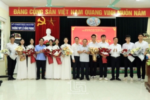 Đảng bộ TP. Phổ Yên: Kết nạp 25 đảng viên là học sinh, sinh viên