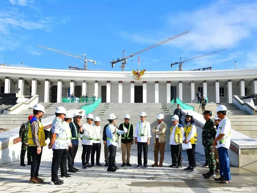 Indonesian President Joko Widodo inspects the progress of the ceremonial grounds for the upcoming independence day celebrations in Nusantara on June 5, 2024. (Photo: Courtesy of Presidential 