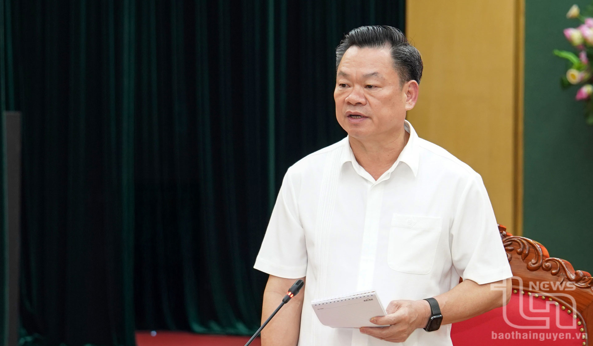 Đồng chí Bí thư Tỉnh ủy Bắc Kạn Hoàng Duy Chinh phát biểu tại Hội nghị.