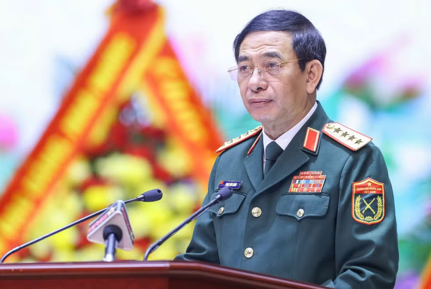 Đại tướng Phan Văn Giang, Ủy viên Bộ Chính trị, Phó Thủ tướng Chính phủ, Phó Bí thư Quân ủy Trung ương, Bộ trưởng Quốc phòng, phát biểu tại Đại hội.
