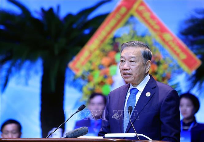 Tổng Bí thư, Chủ tịch nước Tô Lâm phát biểu chỉ đạo Đại hội XIV Công đoàn Việt Nam. Ảnh: Tuấn Anh/TTXVN