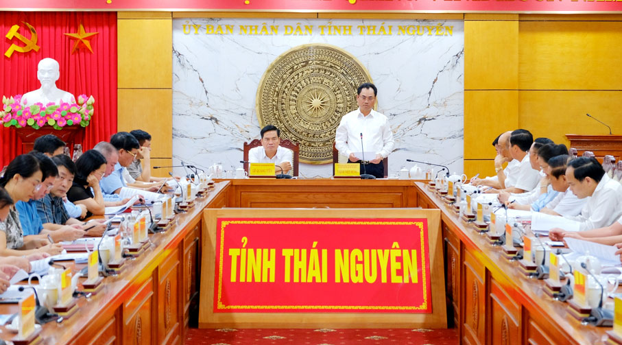 Đồng chí Chủ tịch UBND tỉnh Trịnh Việt Hùng chủ trì cuộc họp Ban Chỉ đạo thực hiện Đề án cải thiện môi trường đầu tư, nâng cao chỉ số năng lực cạnh tranh (PCI) tỉnh Thái Nguyên, ngày 24/5/2023.