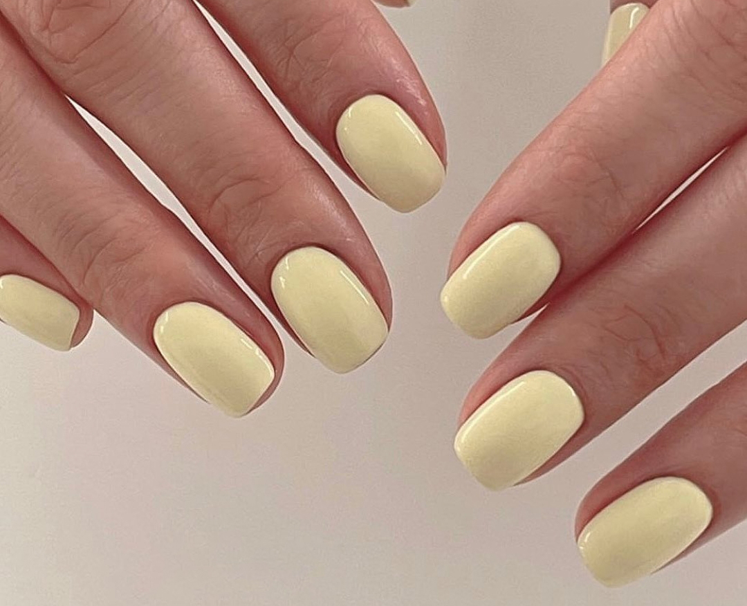 Sơn gel móng tay màu vàng, Bộ nail của mùa hè được yêu thích - Chăm sóc móng  | TheFaceHolic.com