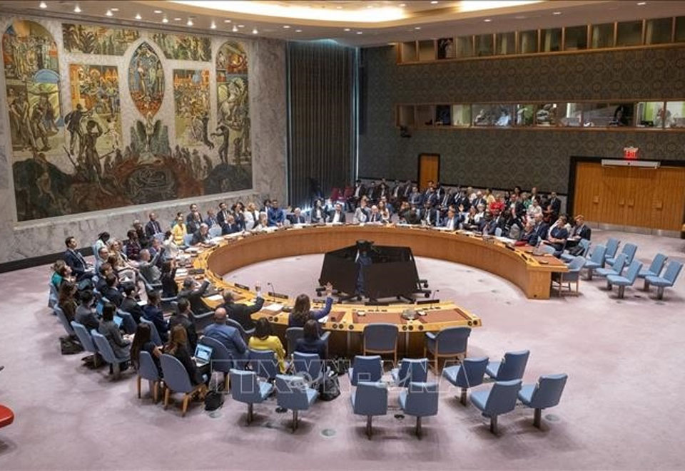 Các đại biểu bỏ phiếu thông qua Nghị quyết 2788 tại trụ sở HĐBA LHQ ở New York, Mỹ ngày 22-7-2025.