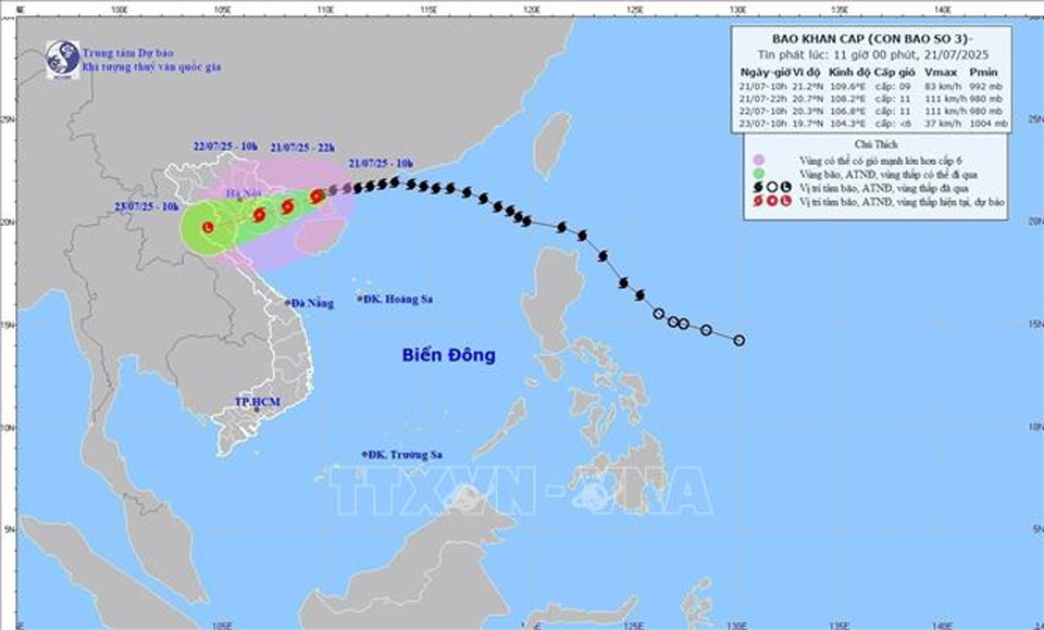 Hướng di chuyển của bão số 3 lúc 13 giờ ngày 21/7. Ảnh: TTXVN phát