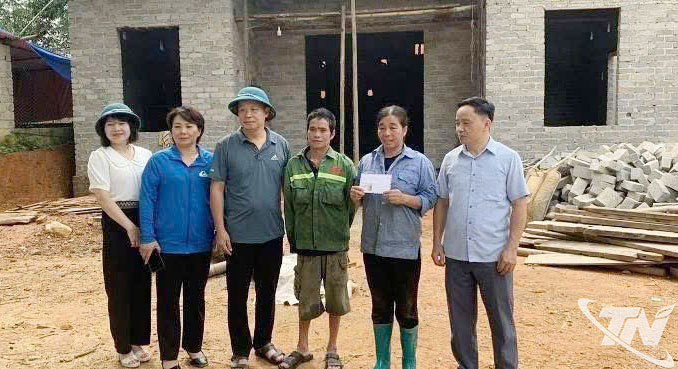 Căn nhà gần hoàn thiện của gia đình ông Triệu Đức Tôn, người có công, ở thôn Khau Dạ, phường Bắc Kạn.
