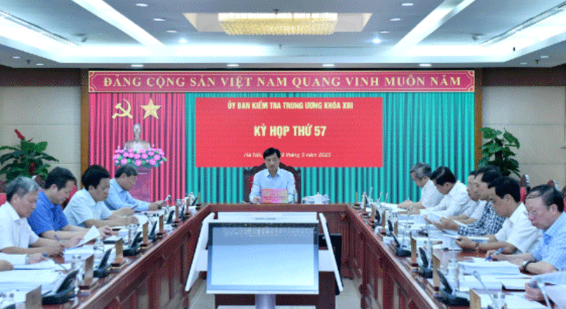 Tại các kỳ họp, Ủy ban Kiểm tra Trung ương xem xét và đề nghị cấp có thẩm quyền xem xét, thi hành kỷ luật đảng viên vi phạm. (Ảnh: ĐĂNG KHOA)