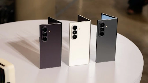 Phiên bản Ultra với thiết kế sang trọng
