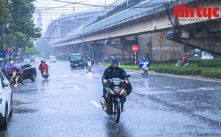 Bắc Bộ, Tây Nguyên và Nam Bộ có mưa to.