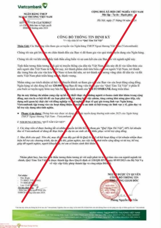 Để tạo lòng tin, đối tượng sử dụng các văn bản giả mạo con dấu, chữ ký của lãnh đạo Vietcombank.