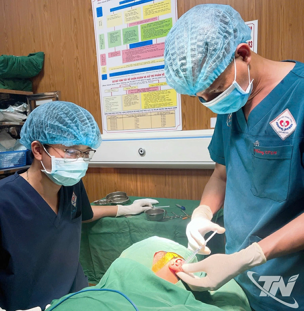 Mỗi tuần, Khoa Phẫu thuật Tạo hình - Thẩm mỹ 
(Bệnh viện Trung ương Thái Nguyên) tiếp nhận hơn 
50 ca làm đẹp. 