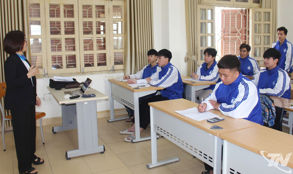 Tiết học của Sinh viên Trường Đại học Khoa học (Đại học Thái Nguyên).
