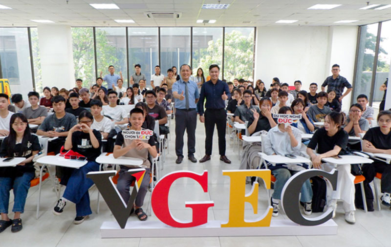 VGEC luôn sẵn sàng đồng hành cùng các bạn học sinh trên con đường du học nghề Đức.
