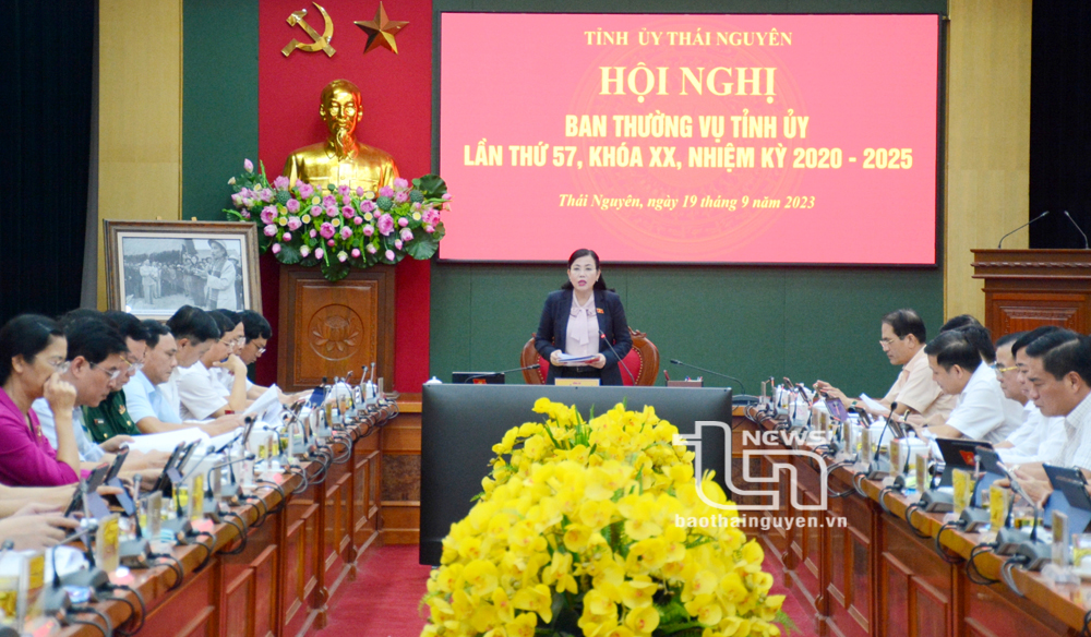 Đồng chí Bí thư Tỉnh ủy Nguyễn Thanh Hải chủ trì Hội nghị.