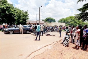 Mali: Phiến quân tấn công và chiếm giữ hai doanh trại quân đội