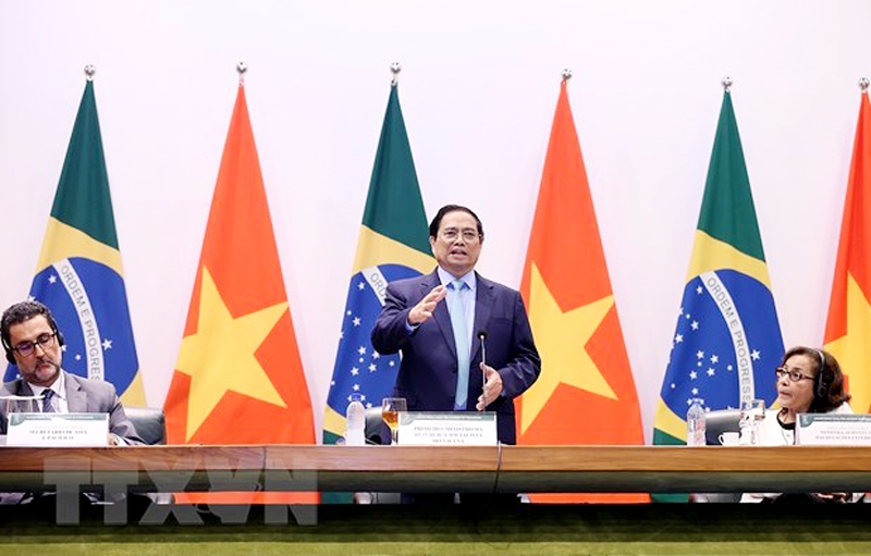 Thủ tướng Phạm Minh Chính tham dự tọa đàm tại Bộ Ngoại giao Brazil và có bài phát biểu quan trọng về chính sách của Việt Nam, chiều 25/9. 