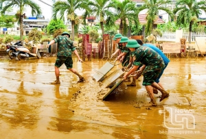 Trong gian khó có bộ đội giúp dân