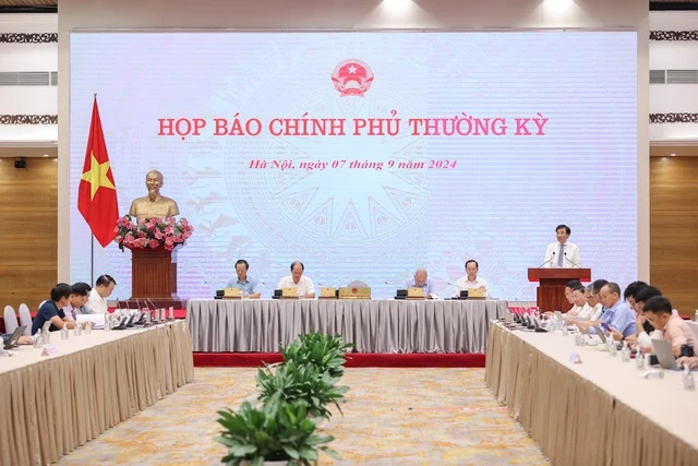 Quang cảnh buổi họp báo Chính phủ thường kỳ tháng 8 (Ảnh: VGP).