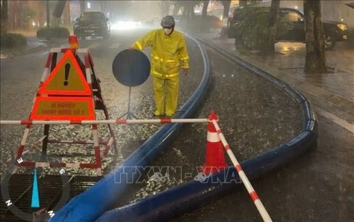 Dự báo thời tiết đêm 29/9: Cảnh báo mưa dông, lốc, sét ở nhiều khu vực