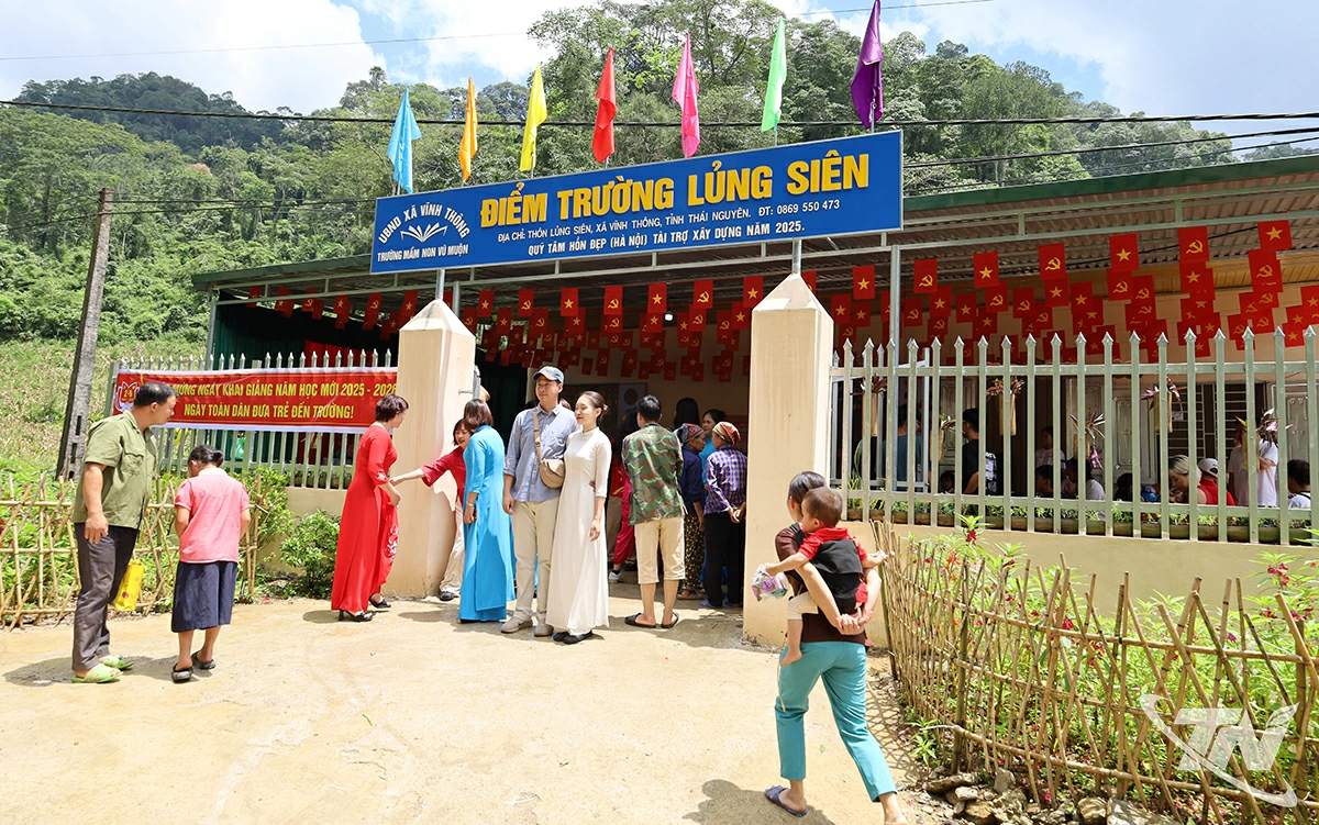 Điểm trường Mầm non Lủng Siên được hỗ trợ xây dựng khang trang.