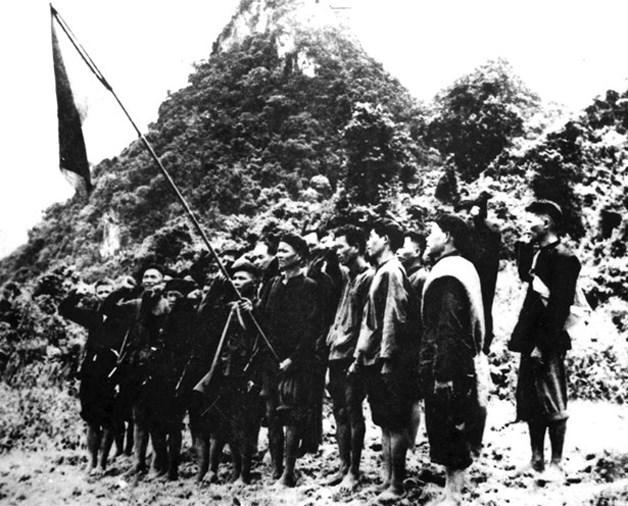 Đại hội toàn quốc thống nhất Mặt trận Việt Minh và Hội Liên hiệp Quốc dân Việt Nam (Liên Việt) thành Mặt trận Liên hiệp Quốc dân Việt Nam (Mặt trận Liên Việt), tại Tuyên Quang, ngày 3/3/1951.