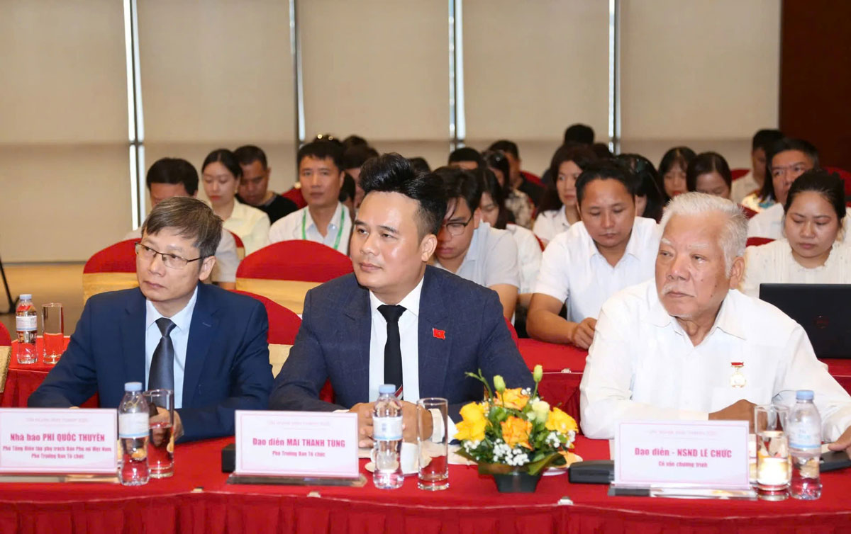 Ban tổ chức Chương trình.