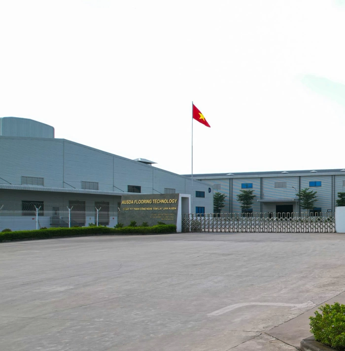 Nhà máy sản xuất tấm lát sàn PVC