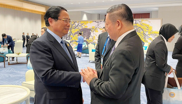 Thủ tướng Phạm Minh Chính và Tổng Thư ký ASEAN Kao Kim Hourn.