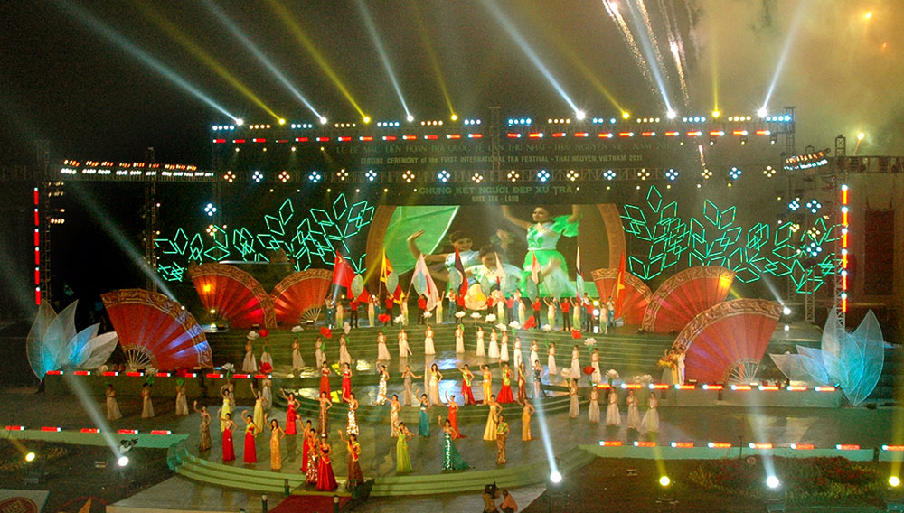 Bế mạc Liên hoan Trà quốc tế lần thứ nhất, Thái Nguyên - Việt Nam 2011. Ảnh: Đ.T