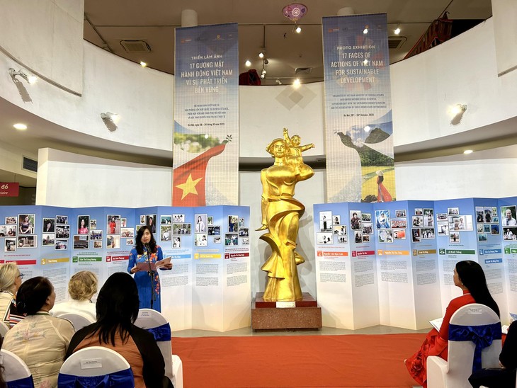 The “17 Faces of Action of Vietnam for Sustainable Development” exhibition opens on October 20, 2023. (Photo: VOV)