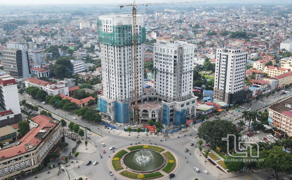 Thai Nguyen housing - hotel - commercial center complex (Hoang Van Thu ward) has 188 apartments, 42 hotels, and 45 codotels. 
