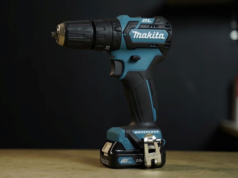  Máy khoan pin Makita chạy tốt, đa dạng mức pin