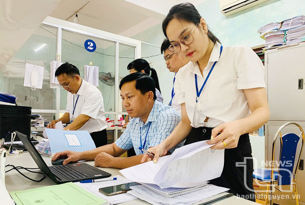 Đoàn kiểm tra của tỉnh, huyện Định Hóa tiến hành kiểm tra công vụ, cải cách hành chính tại xã Phúc Chu.