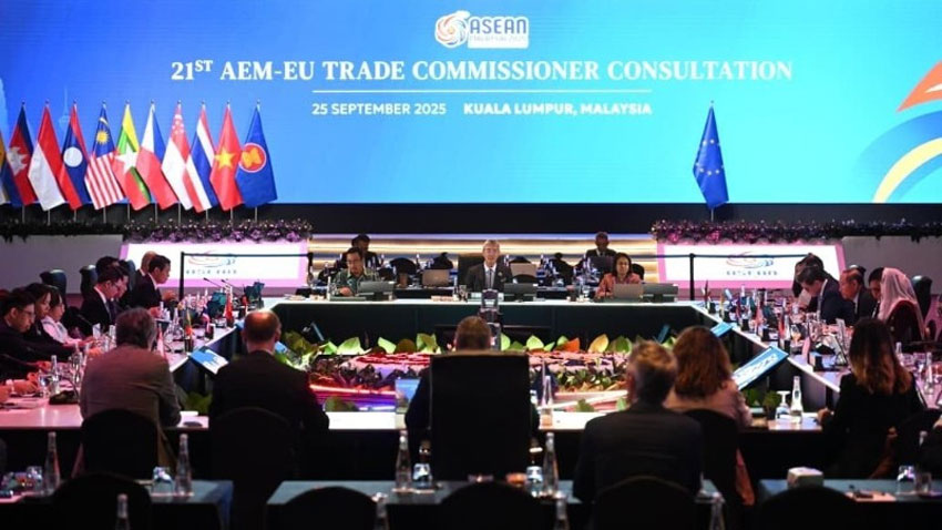Các nhà lãnh đạo ASEAN và EU thảo luận giải pháp tăng cường hợp tác kinh tế. (Ảnh ASEAN.ORG)