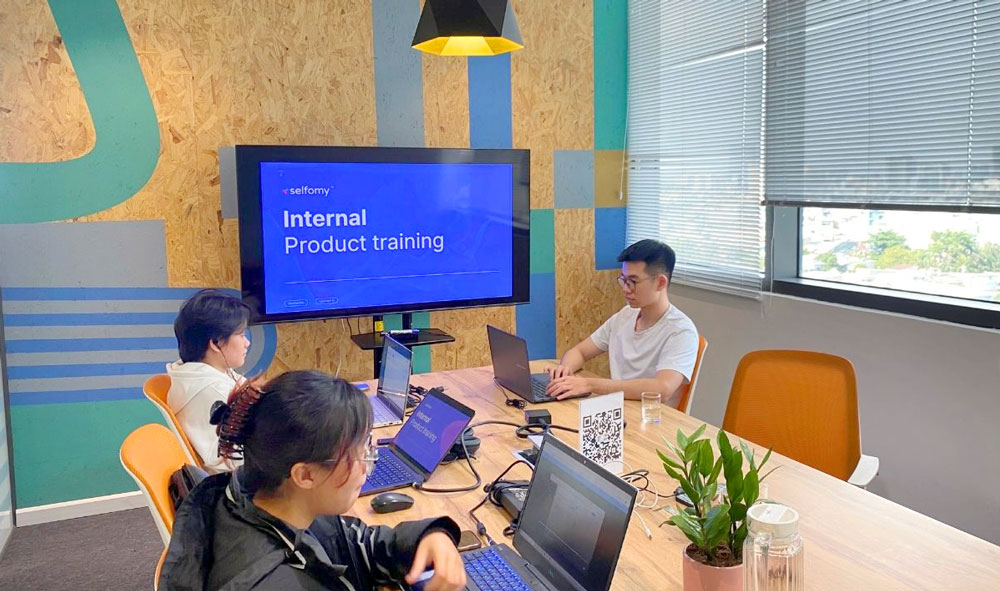 Selfomy bắt đầu từ một cộng đồng hỏi đáp học tập có tên Lớp 6//7 TK