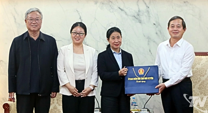 Đồng chí Chủ tịch UBND tỉnh Thái Nguyên tiếp và làm việc với Tập đoàn Công nghiệp điện tử Trung Quốc