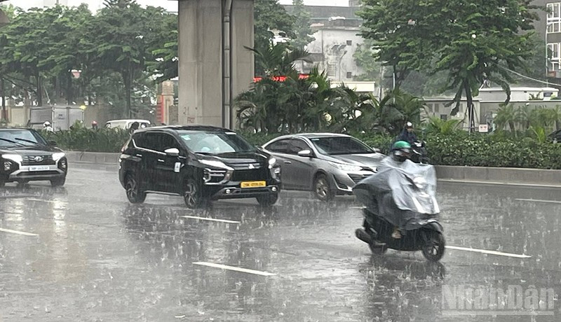 Dự báo khu vực Hà Nội ngày nắng, đêm có mưa rào vài nơi. (Ảnh minh họa: Đ.T)