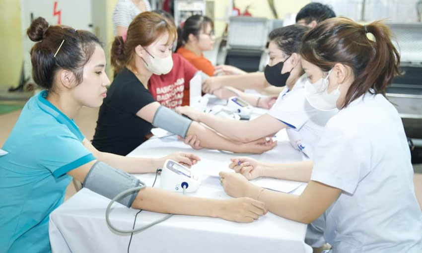 Người lao động được chăm sóc sức khỏe, phòng chống bệnh nghề nghiệp từ thời điểm được tuyển dụng.